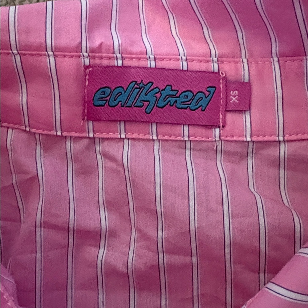 Edikted Pink and White cropped Striped Button-Up Shirt - Picture 3 of 4